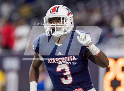 Thumbnail 1 in Lamar vs Atasococita (UIL 6A Regional Playoff) photogallery.