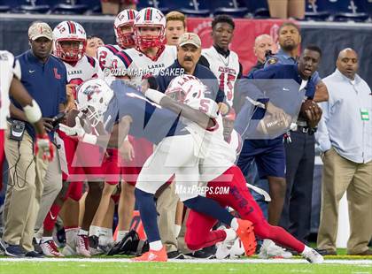 Thumbnail 2 in Lamar vs Atasococita (UIL 6A Regional Playoff) photogallery.