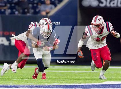 Thumbnail 3 in Lamar vs Atasococita (UIL 6A Regional Playoff) photogallery.