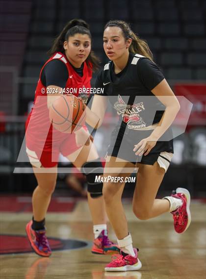 Thumbnail 1 in All-Valley Showcase (East vs West) photogallery.