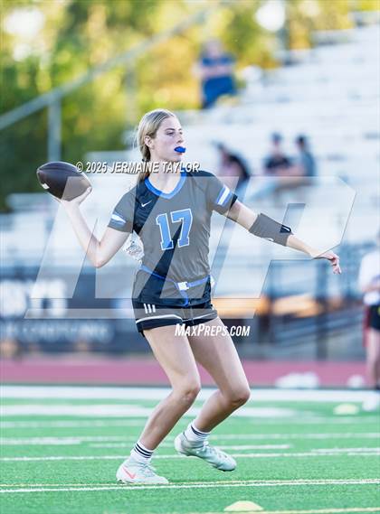 Thumbnail 3 in Oconee County vs. Harlem photogallery.