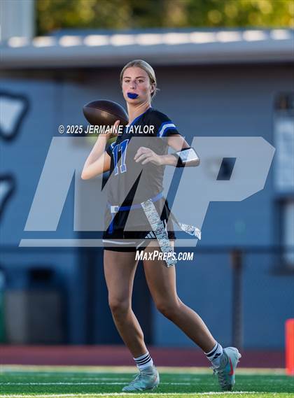 Thumbnail 1 in Oconee County vs. Harlem photogallery.