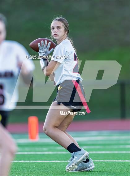 Thumbnail 2 in Oconee County vs. Harlem photogallery.