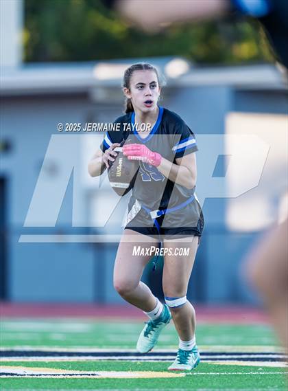 Thumbnail 3 in Oconee County vs. Harlem photogallery.