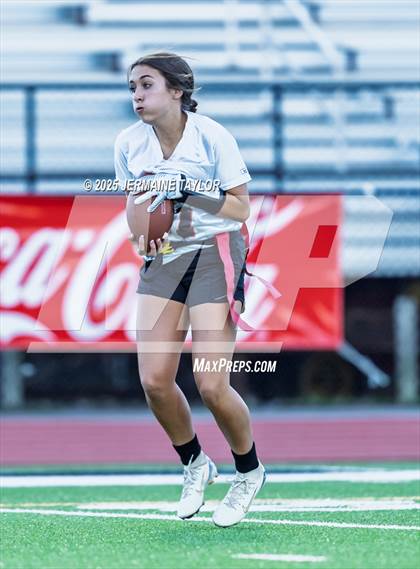 Thumbnail 3 in Oconee County vs. Harlem photogallery.