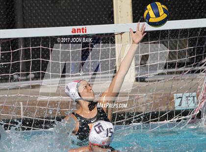 Thumbnail 3 in Drake vs. Woodside (Amanda Mac Invitational) photogallery.