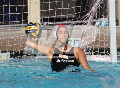Thumbnail 3 in Drake vs. Woodside (Amanda Mac Invitational) photogallery.