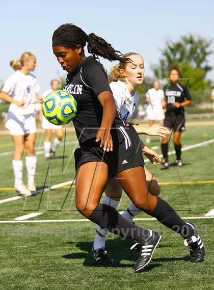 Thumbnail 3 in Franklin vs Davis (CIF SJS D1 Final) photogallery.