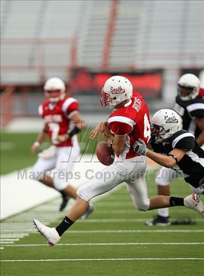 Thumbnail 2 in 2009 THSCA All-Star Football Game photogallery.