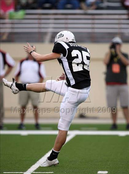 Thumbnail 3 in 2009 THSCA All-Star Football Game photogallery.