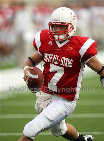 Thumbnail 1 in 2009 THSCA All-Star Football Game photogallery.
