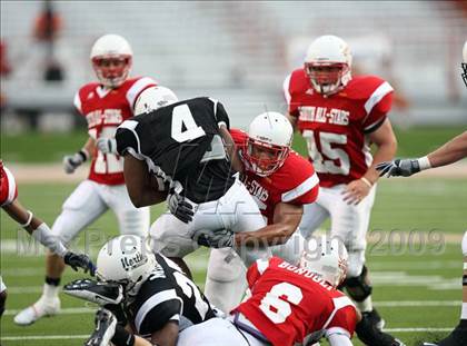 Thumbnail 1 in 2009 THSCA All-Star Football Game photogallery.