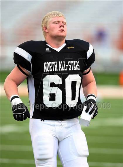 Thumbnail 3 in 2009 THSCA All-Star Football Game photogallery.