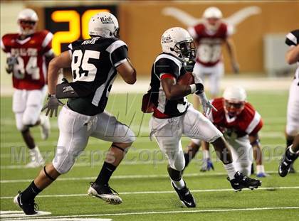 Thumbnail 1 in 2009 THSCA All-Star Football Game photogallery.