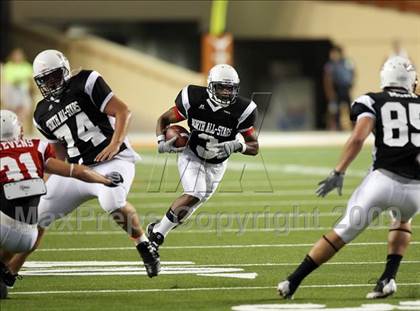 Thumbnail 3 in 2009 THSCA All-Star Football Game photogallery.
