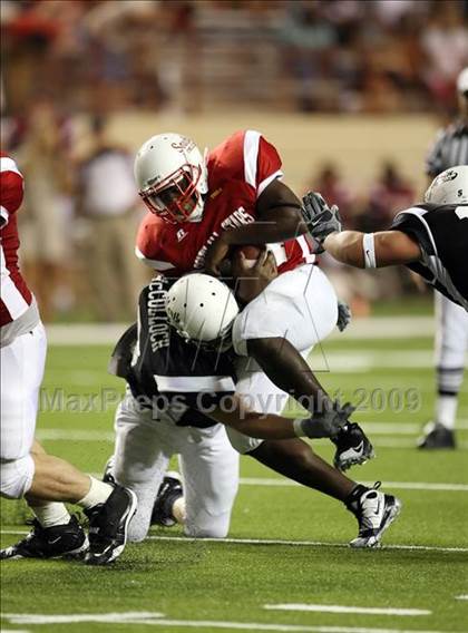 Thumbnail 2 in 2009 THSCA All-Star Football Game photogallery.