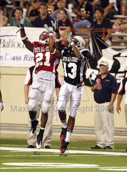 Thumbnail 2 in 2009 THSCA All-Star Football Game photogallery.