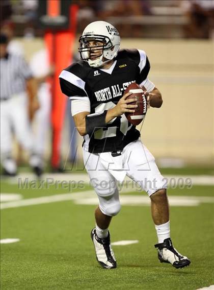 Thumbnail 2 in 2009 THSCA All-Star Football Game photogallery.