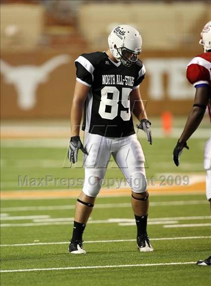 Thumbnail 2 in 2009 THSCA All-Star Football Game photogallery.