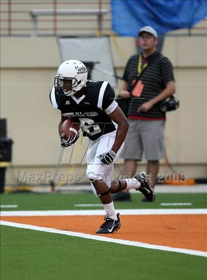 Thumbnail 1 in 2009 THSCA All-Star Football Game photogallery.