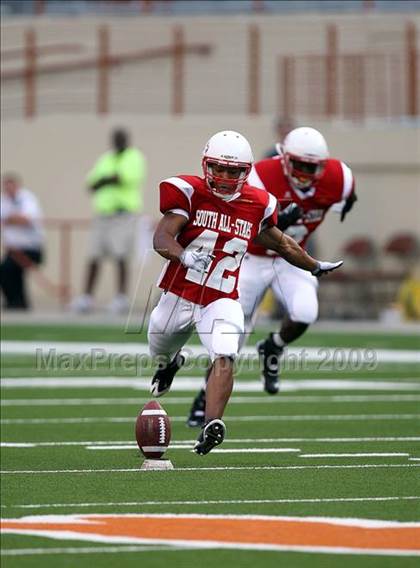 Thumbnail 1 in 2009 THSCA All-Star Football Game photogallery.