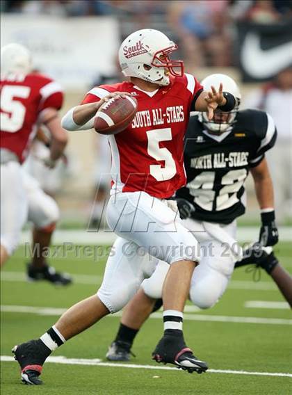 Thumbnail 3 in 2009 THSCA All-Star Football Game photogallery.