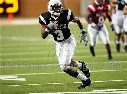 Thumbnail 2 in 2009 THSCA All-Star Football Game photogallery.