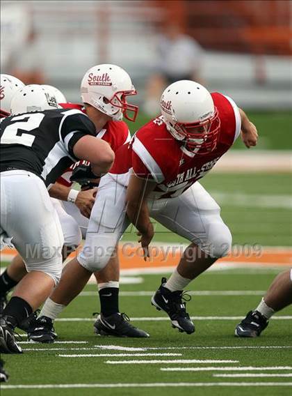 Thumbnail 3 in 2009 THSCA All-Star Football Game photogallery.