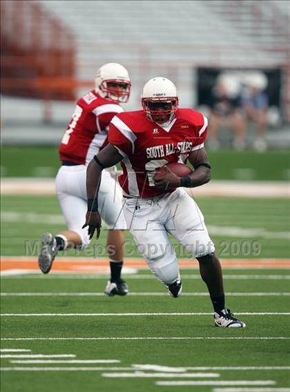 Thumbnail 2 in 2009 THSCA All-Star Football Game photogallery.