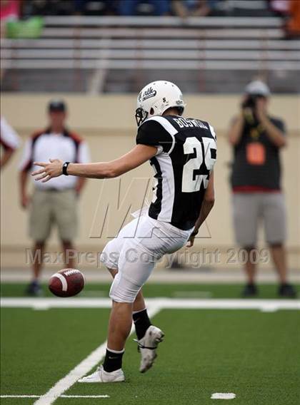 Thumbnail 2 in 2009 THSCA All-Star Football Game photogallery.