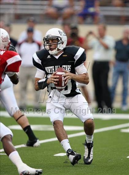 Thumbnail 2 in 2009 THSCA All-Star Football Game photogallery.