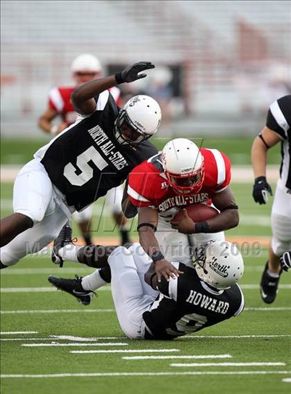 Thumbnail 2 in 2009 THSCA All-Star Football Game photogallery.