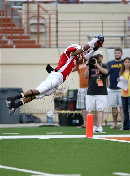 Thumbnail 1 in 2009 THSCA All-Star Football Game photogallery.