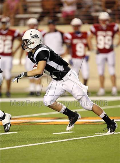 Thumbnail 1 in 2009 THSCA All-Star Football Game photogallery.