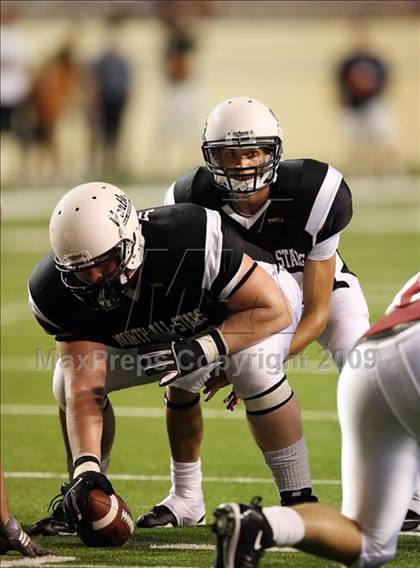 Thumbnail 1 in 2009 THSCA All-Star Football Game photogallery.