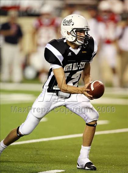 Thumbnail 1 in 2009 THSCA All-Star Football Game photogallery.