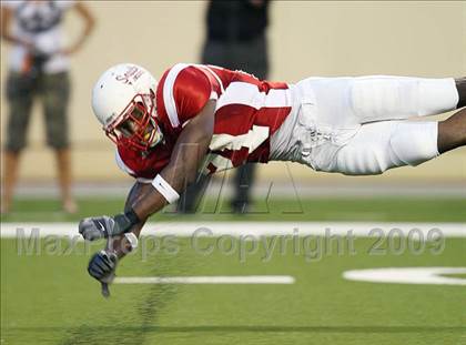 Thumbnail 3 in 2009 THSCA All-Star Football Game photogallery.
