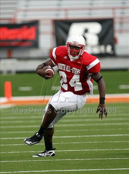 Thumbnail 3 in 2009 THSCA All-Star Football Game photogallery.