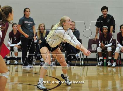 Thumbnail 3 in The Woodlands vs. Tompkins (NIKE Invitational Tournament) photogallery.