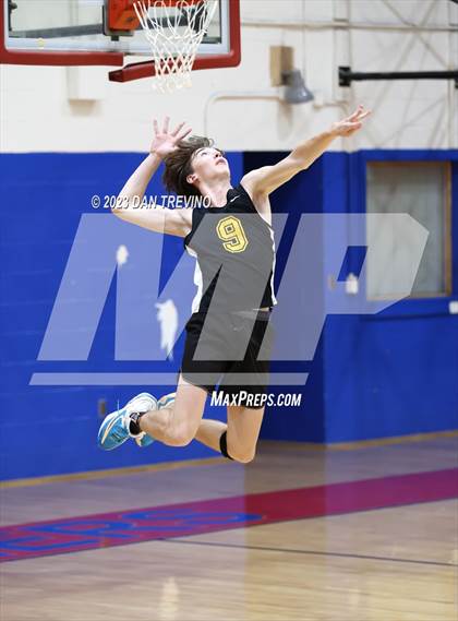 Thumbnail 1 in Kellam @ Princess Anne photogallery.