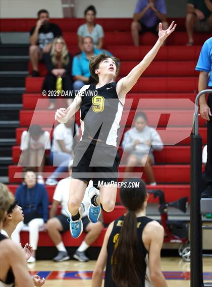 Thumbnail 2 in Kellam @ Princess Anne photogallery.