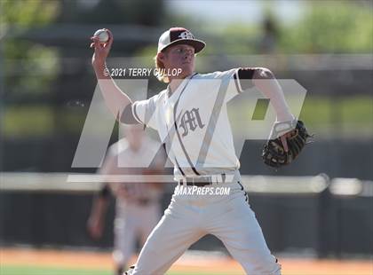 Thumbnail 1 in Orem vs. Maple Mountain (UHSAA 5A Championship) photogallery.