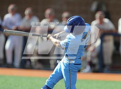 Thumbnail 1 in Orem vs. Maple Mountain (UHSAA 5A Championship) photogallery.