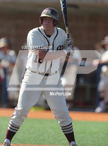 Thumbnail 1 in Orem vs. Maple Mountain (UHSAA 5A Championship) photogallery.