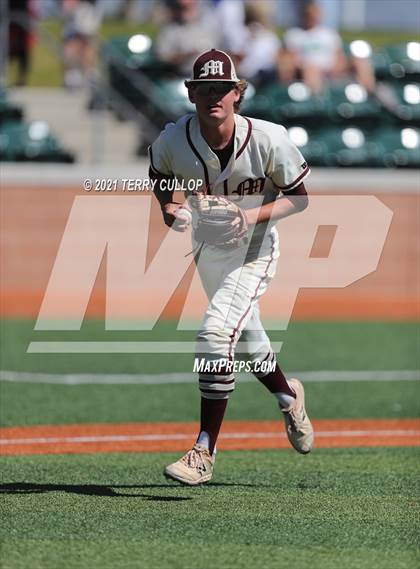 Thumbnail 1 in Orem vs. Maple Mountain (UHSAA 5A Championship) photogallery.
