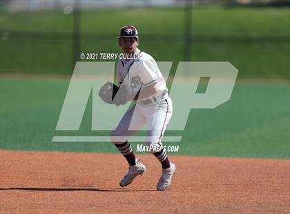 Thumbnail 1 in Orem vs. Maple Mountain (UHSAA 5A Championship) photogallery.