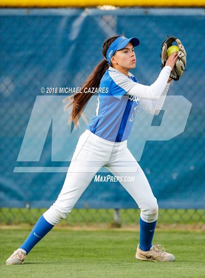 Thumbnail 2 in Rancho Bernardo vs Eastlake (CIF SDS D1 Final) photogallery.