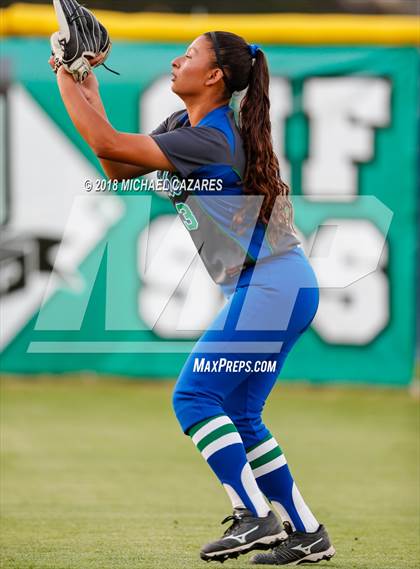 Thumbnail 3 in Rancho Bernardo vs Eastlake (CIF SDS D1 Final) photogallery.