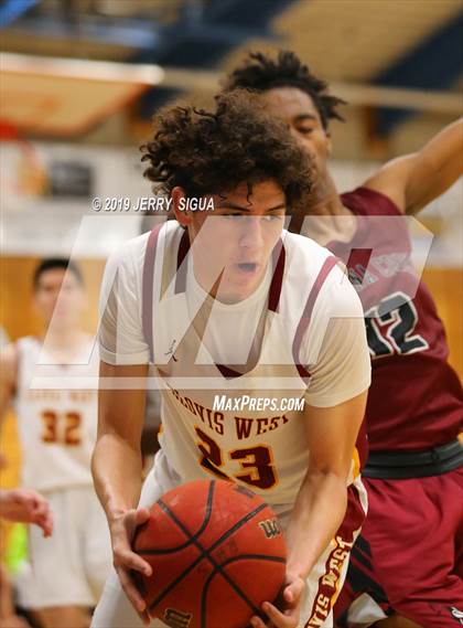 Thumbnail 3 in Clovis West vs. Laguna Creek (NorCal tip Off) photogallery.