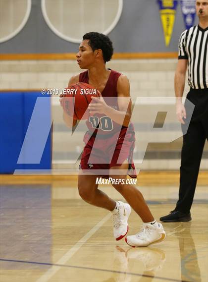 Thumbnail 3 in Clovis West vs. Laguna Creek (NorCal tip Off) photogallery.